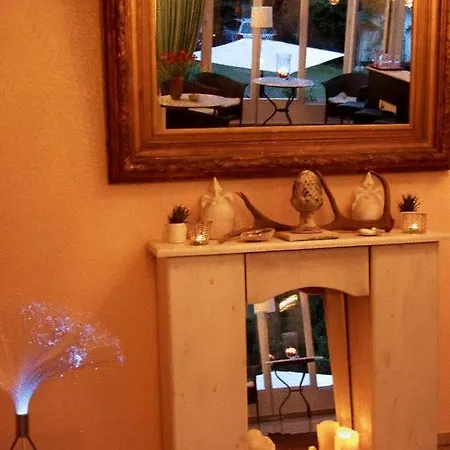 Ambiente Et Art 3* デュッセルドルフ