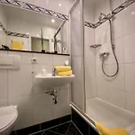 Πανσιόν Ambiente Et Art 3*